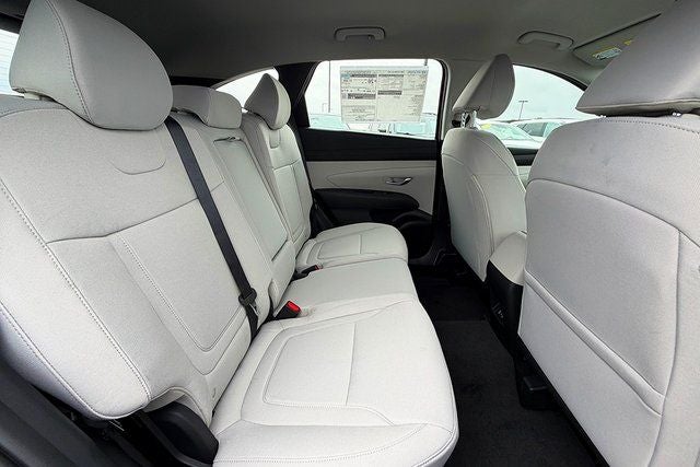 2026 Hyundai TUCSON SE AWD