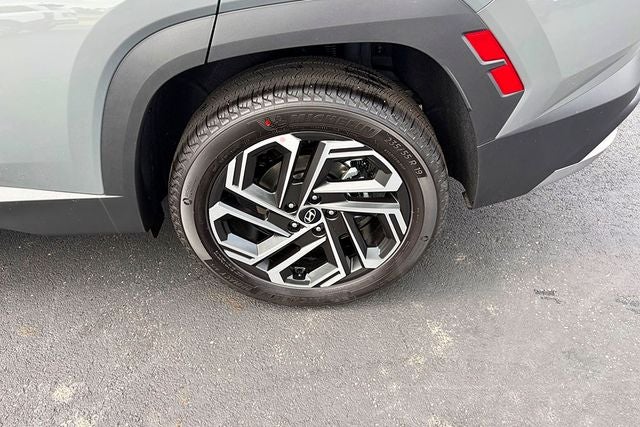 2026 Hyundai TUCSON SEL Plus AWD