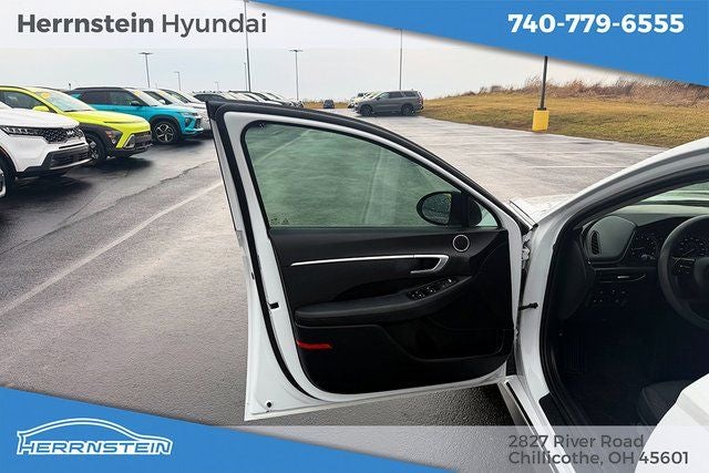 2021 Hyundai SONATA SE