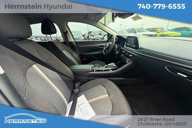 2021 Hyundai SONATA SE