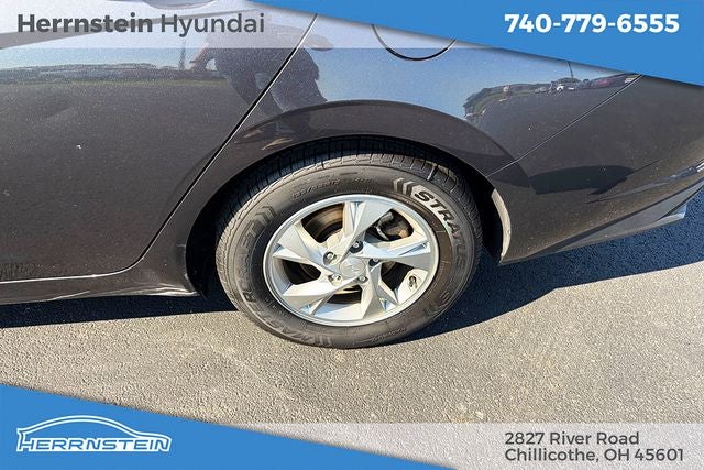 2021 Hyundai ELANTRA SE