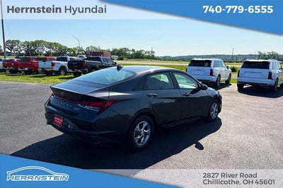 2021 Hyundai ELANTRA SE