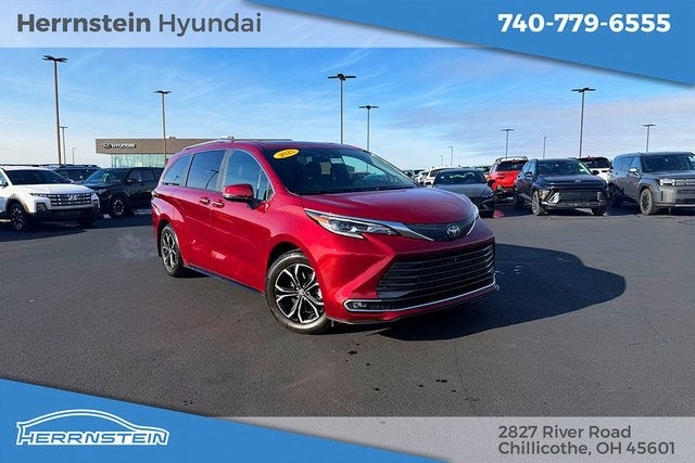 2025 Toyota Sienna Platinum 7 Passenger