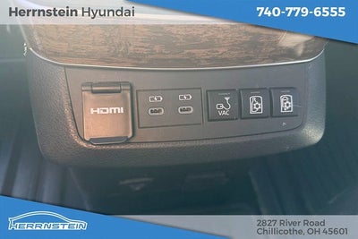 2025 Toyota Sienna Platinum 7 Passenger