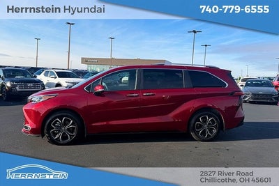 2025 Toyota Sienna Platinum 7 Passenger