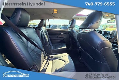 2021 Toyota Highlander XLE