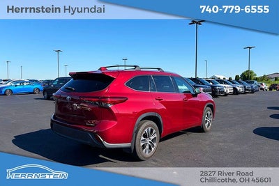 2021 Toyota Highlander XLE