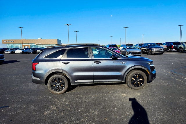 2022 Kia Sorento S