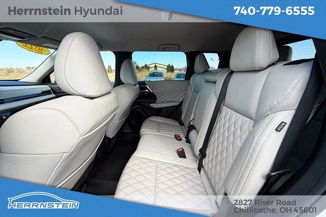 2022 Mitsubishi Outlander SEL