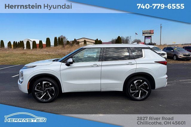 2022 Mitsubishi Outlander SEL