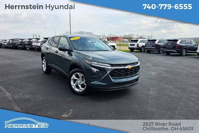 2025 Chevrolet Trax LS