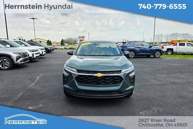 2025 Chevrolet Trax LS