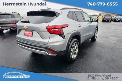 2025 Chevrolet Trax LT