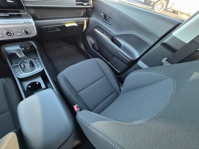 2026 Hyundai KONA SE FWD