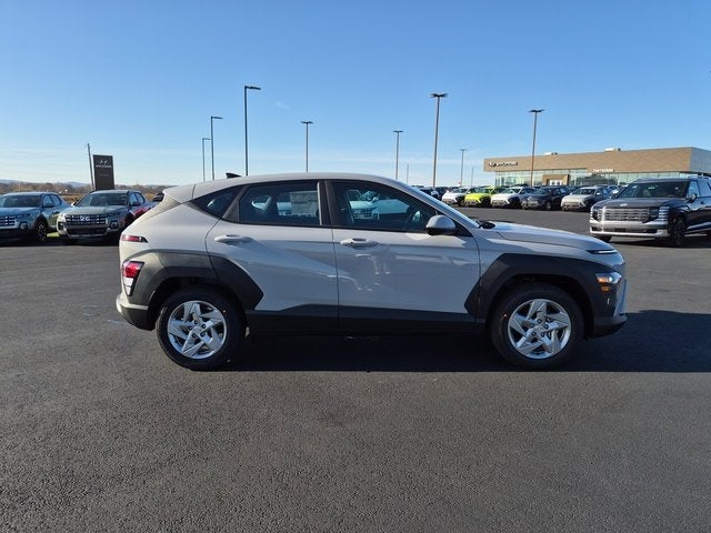 2026 Hyundai KONA SE FWD