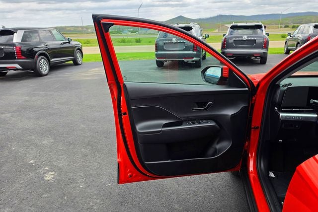 2026 Hyundai KONA SE FWD