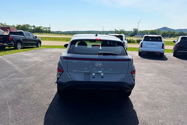 2026 Hyundai KONA SE FWD