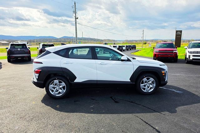 2026 Hyundai KONA SE FWD