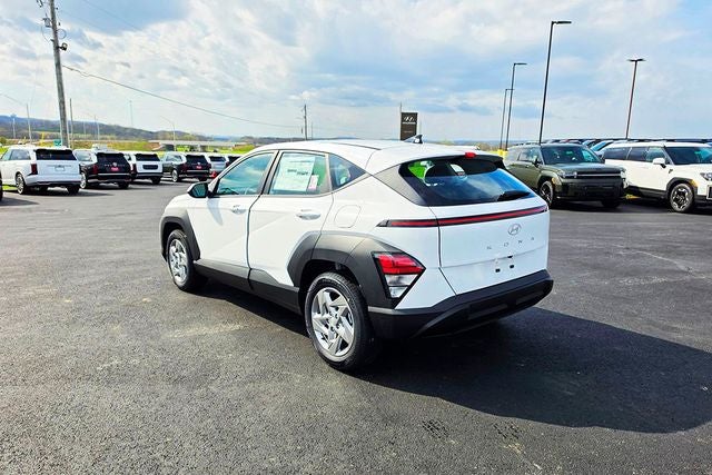 2026 Hyundai KONA SE FWD