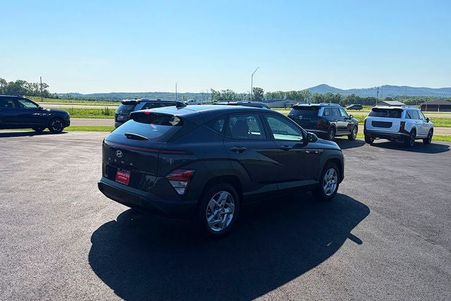 2026 Hyundai KONA SE FWD
