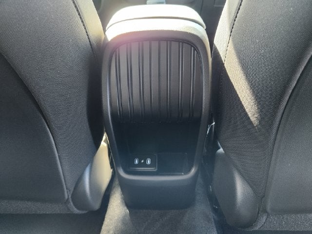 2027 Hyundai KONA SE FWD