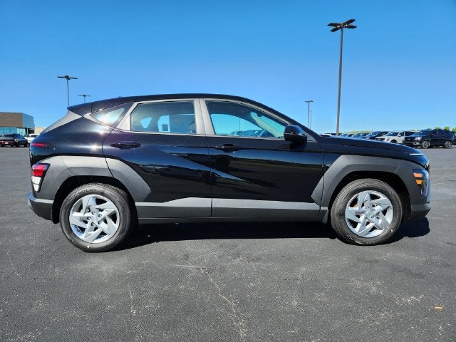 2027 Hyundai KONA SE FWD