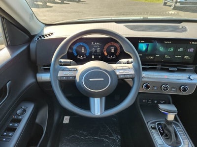 2027 Hyundai KONA SE FWD