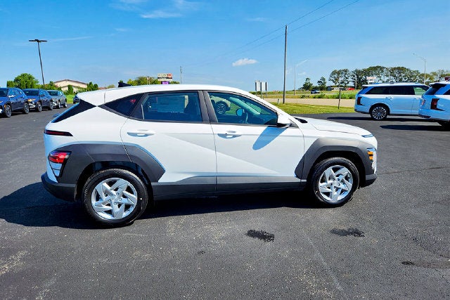 2027 Hyundai KONA SE FWD