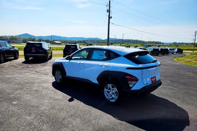 2027 Hyundai KONA SE FWD