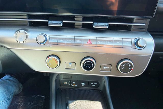 2026 Hyundai KONA SE AWD