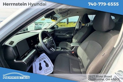 2025 Hyundai KONA SE