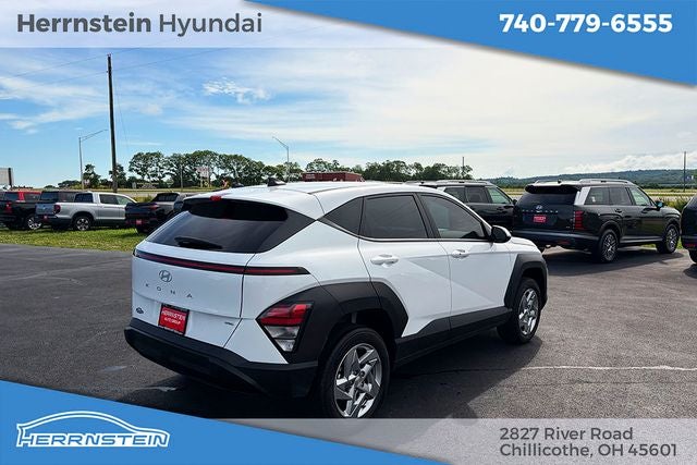 2025 Hyundai KONA SE