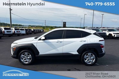 2025 Hyundai KONA SE