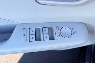 2026 Hyundai KONA SE AWD