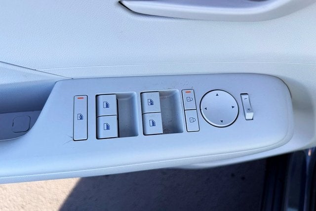 2026 Hyundai KONA SE AWD