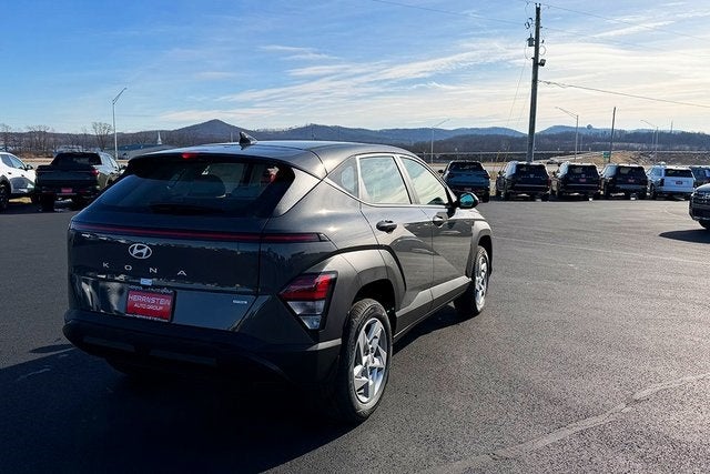 2026 Hyundai KONA SE AWD