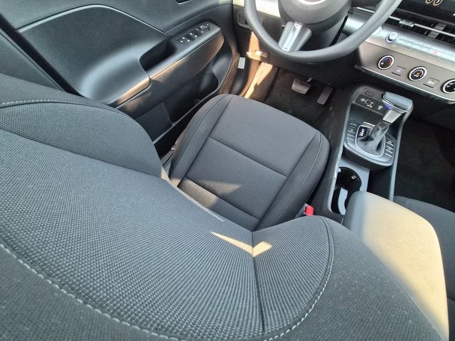 2026 Hyundai KONA SE AWD