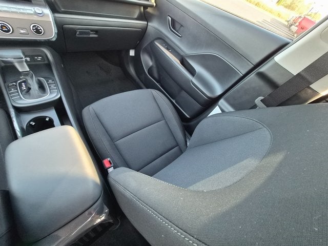 2026 Hyundai KONA SE AWD