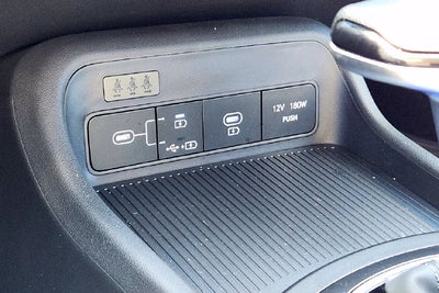 2026 Hyundai KONA SE AWD