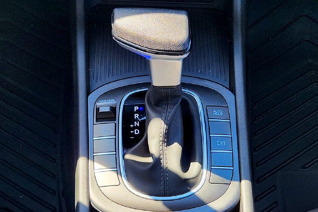 2026 Hyundai KONA SE AWD