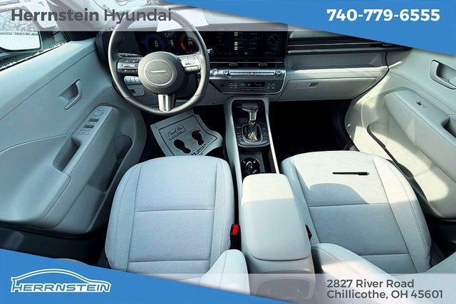 2025 Hyundai KONA SEL