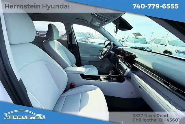 2025 Hyundai KONA SEL