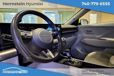 2024 Hyundai KONA SEL