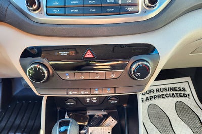 2016 Hyundai TUCSON SE