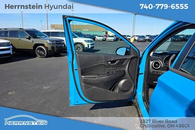 2023 Hyundai KONA SEL