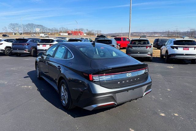 2026 Hyundai SONATA SE