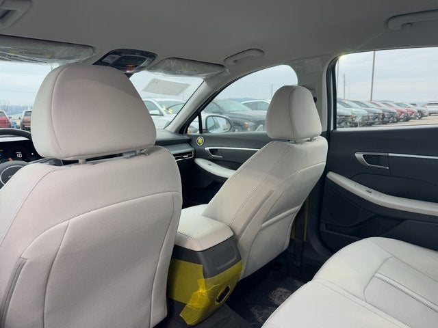 2025 Hyundai SONATA SE