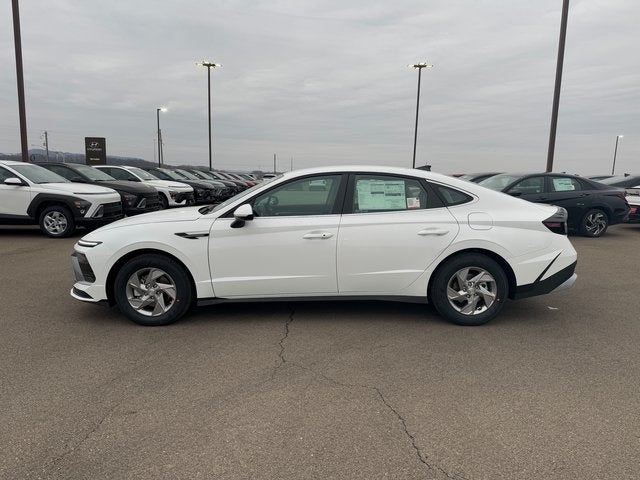 2025 Hyundai SONATA SE