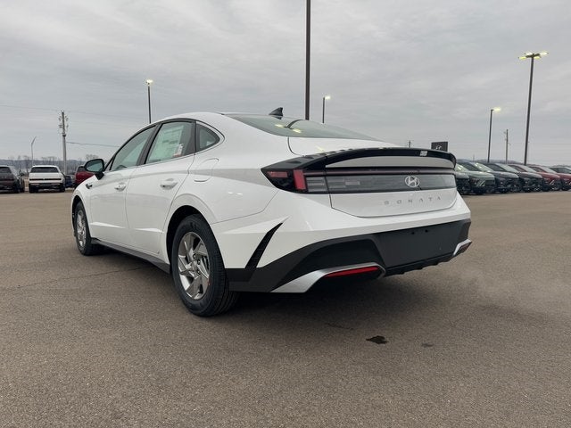 2025 Hyundai SONATA SE