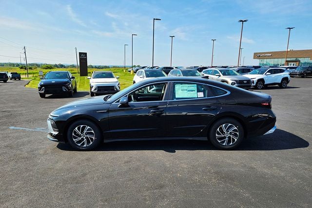 2026 Hyundai SONATA HYBRID Blue